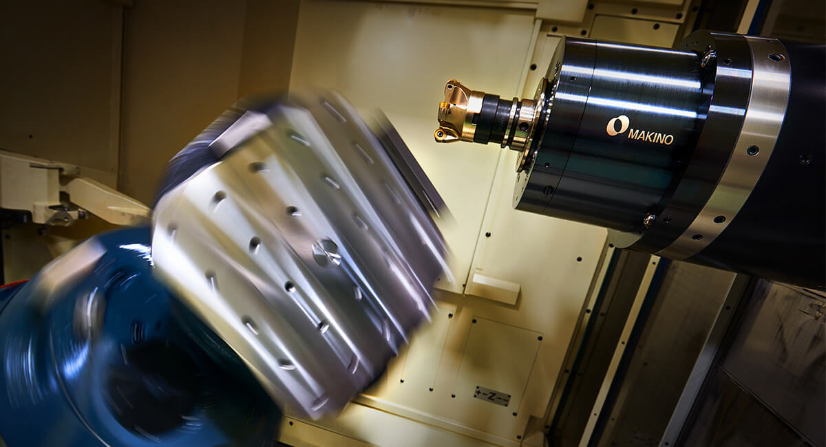 Makino-18-51322-lg-crop