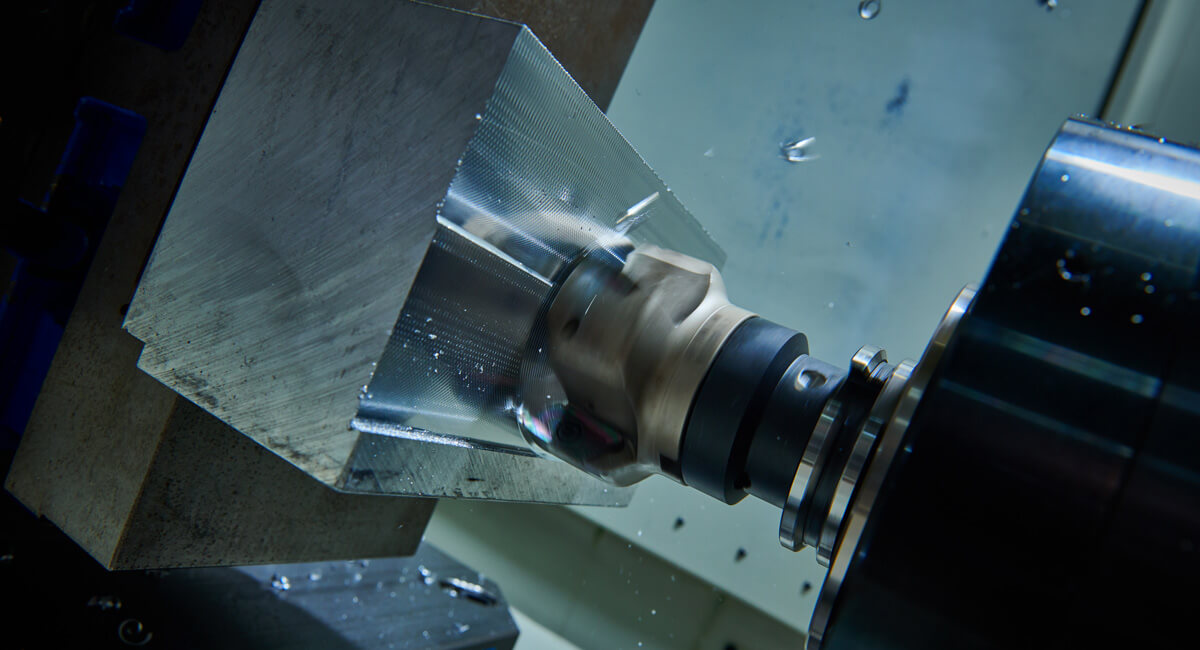 Makino-18-51738-lg-crop