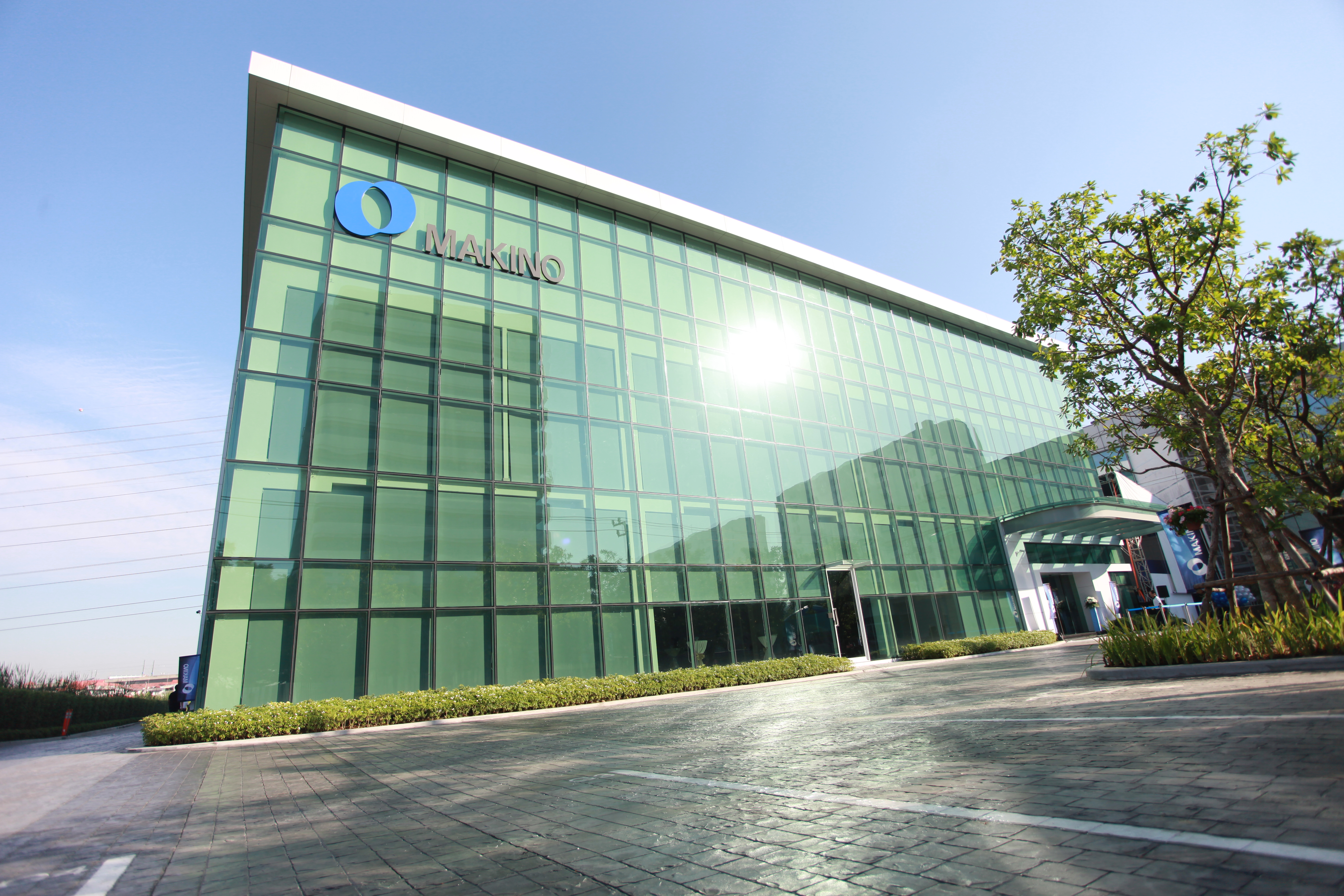 ทีมงานที่แข็งแกร่งของเราในประเทศไทย 